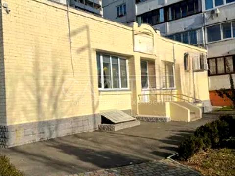 комерційна за адресою Київ, Соломії Крушельницької вул., 5