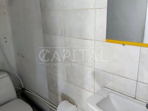 комерційна за адресою Миколи Лебедєва, 24