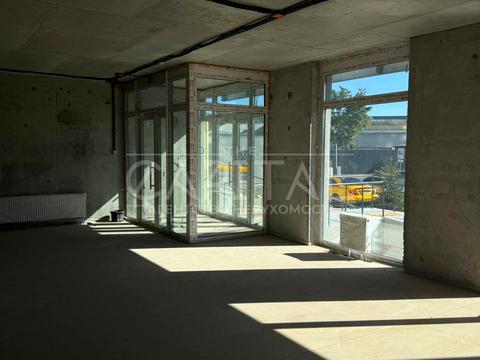 комерційна за адресою Дніпровська набережна вул., 17-К