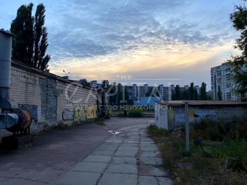 коммерческая по адресу Привокзальная ул., 12