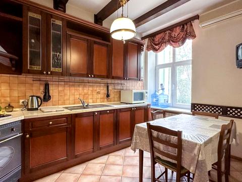 квартира за адресою Київ, Лютеранська вул., 4