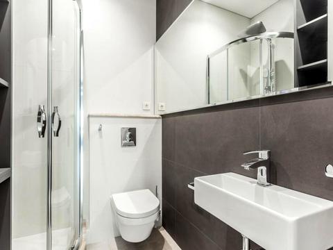 квартира за адресою Київ, Андрія Верхогляда вул. (Михайла Драгомирова), 11