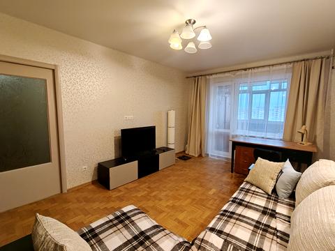 квартира за адресою Володимира Висоцького бульв., 7