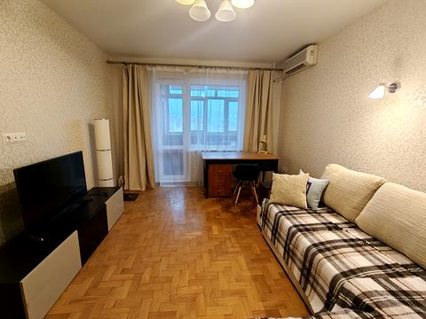 квартира за адресою Володимира Висоцького бульв., 7