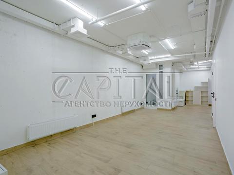 комерційна за адресою Київ, Дніпровська набережна вул., 18-Б