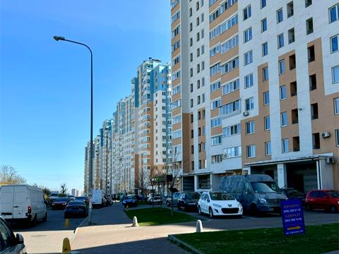 квартира за адресою Сергія Данченка вул., 28