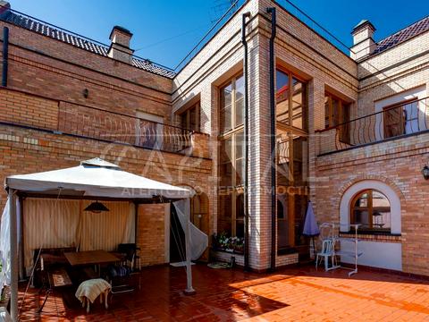 будинок за адресою Красицького вул.