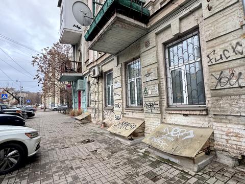 комерційна за адресою Костянтинівська вул., 54/13