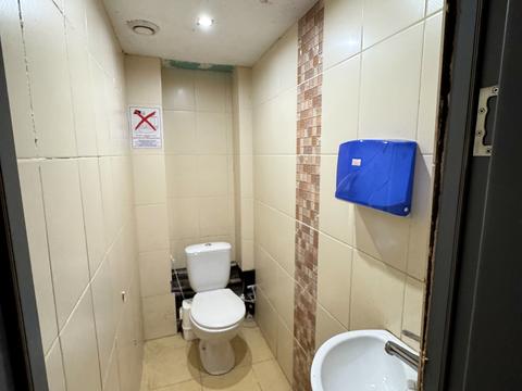 комерційна за адресою Костянтинівська вул., 54/13