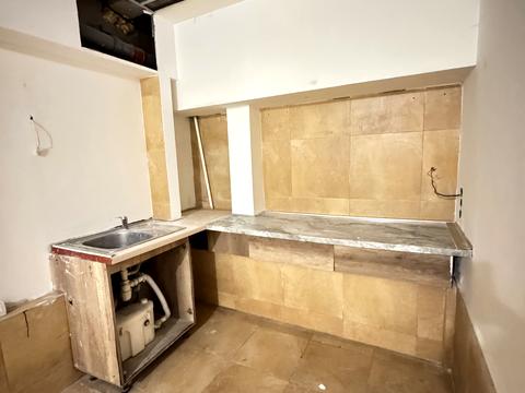 комерційна за адресою Костянтинівська вул., 54/13