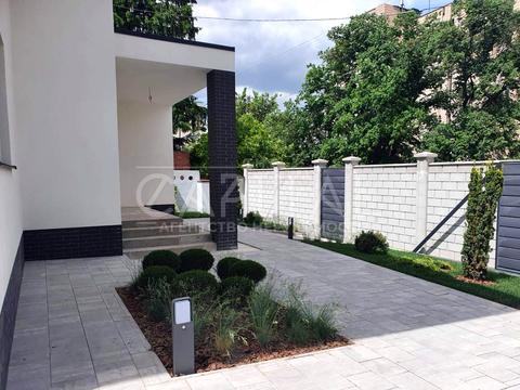 будинок за адресою Саперно-Слобідська вул.