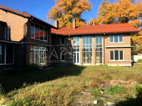 будинок за адресою Київ, Берегова