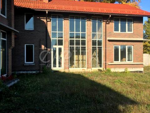 будинок за адресою Київ, Берегова