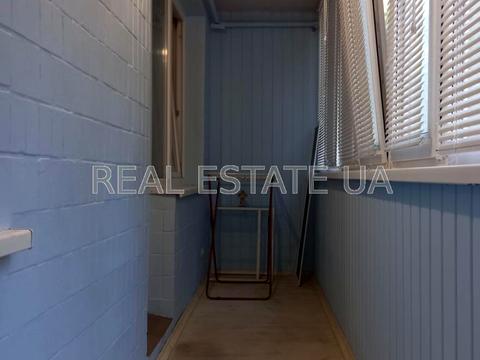 квартира за адресою Київ, Митрофана Довнар-Запольського вул., 9