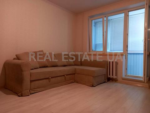 квартира за адресою Київ, Митрофана Довнар-Запольського вул., 9