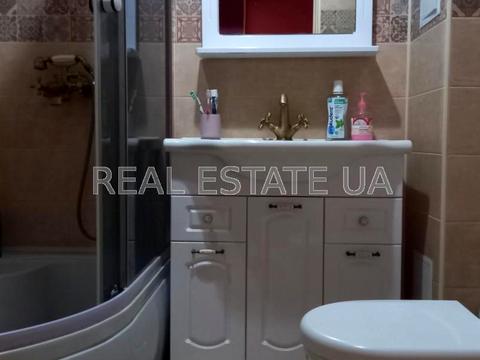 квартира за адресою Київ, Митрофана Довнар-Запольського вул., 9