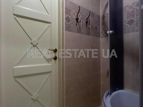 квартира за адресою Київ, Митрофана Довнар-Запольського вул., 9