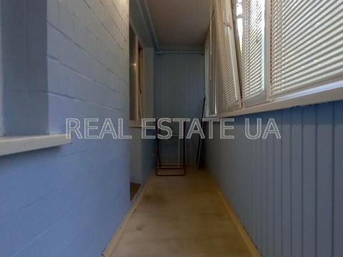 квартира за адресою Київ, Митрофана Довнар-Запольського вул., 9