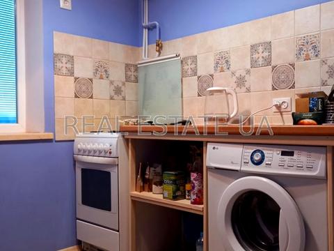 квартира за адресою Київ, Митрофана Довнар-Запольського вул., 9