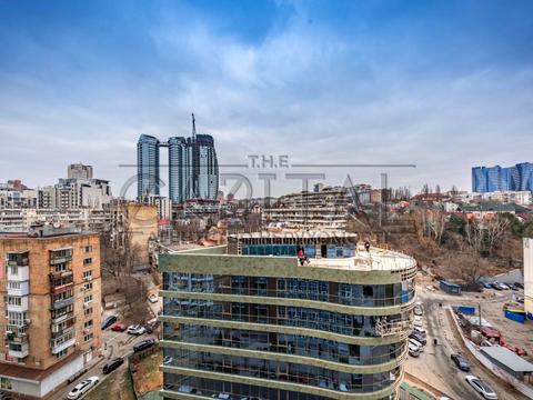 комерційна за адресою Василя Тютюнника вул. (Анрі Барбюса), 12