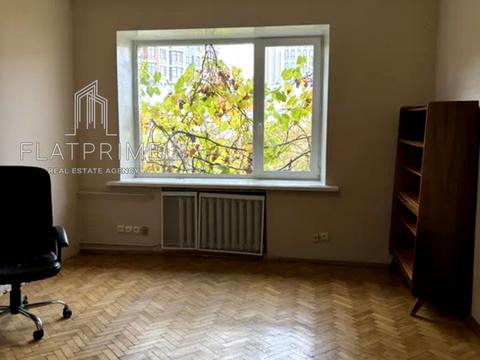 квартира за адресою Київ, Богдана Хмельницького вул., 68