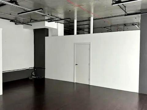 комерційна за адресою Предславинська вул., 44