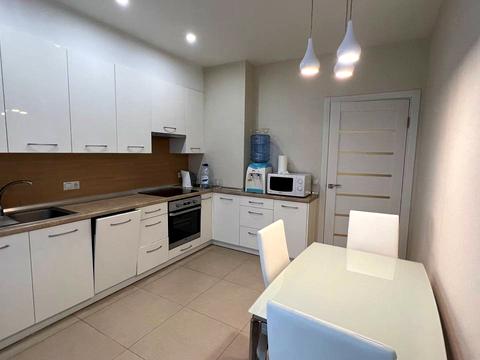 квартира по адресу Феодосийская ул., 3-В