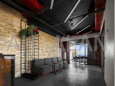 комерційна за адресою Кловський узвіз, 7а