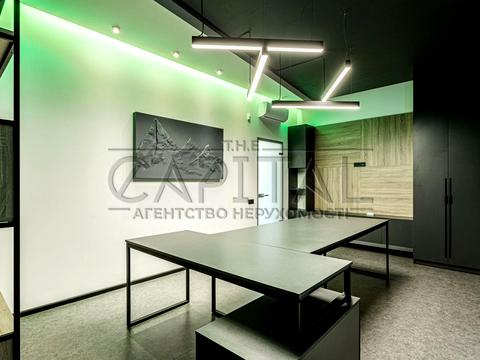 комерційна за адресою Паньківська вул., 20/80