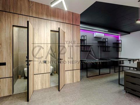 комерційна за адресою Паньківська вул., 20/80