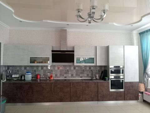 дом по адресу Різдвяна