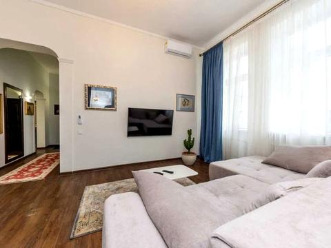 квартира по адресу Евгения Чикаленко ул. (Пушкінська), 28/9