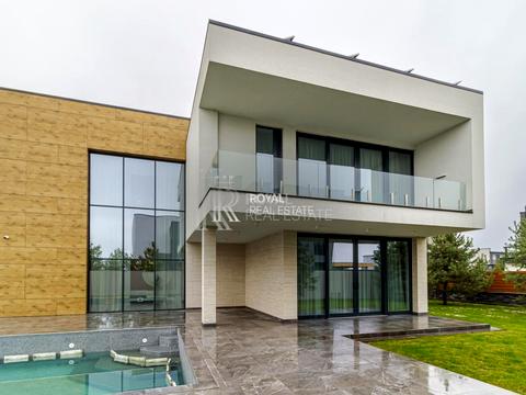 комерційна за адресою Юрія Іллєнка вул. (Мельникова), 51-Б