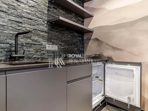 комерційна за адресою Юрія Іллєнка вул. (Мельникова), 51-Б