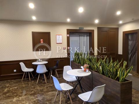 комерційна за адресою Паньківська вул., 5