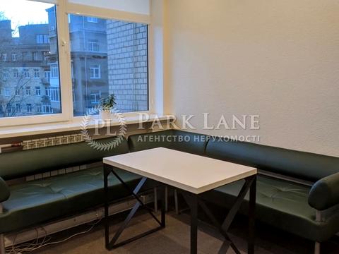 комерційна за адресою Паньківська вул., 5