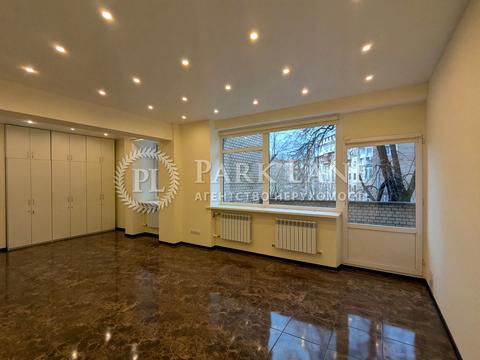 комерційна за адресою Паньківська вул., 5