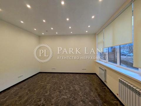 комерційна за адресою Паньківська вул., 5