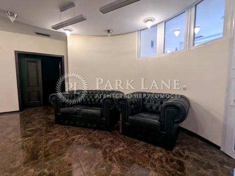 комерційна за адресою Паньківська вул., 5