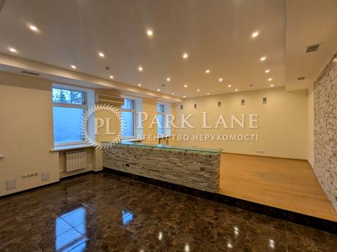 комерційна за адресою Паньківська вул., 5