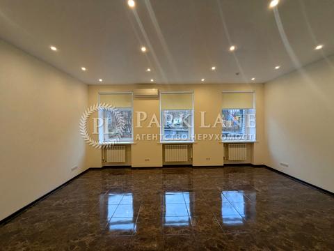 комерційна за адресою Паньківська вул., 5