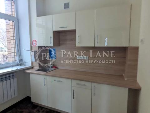 комерційна за адресою Паньківська вул., 5