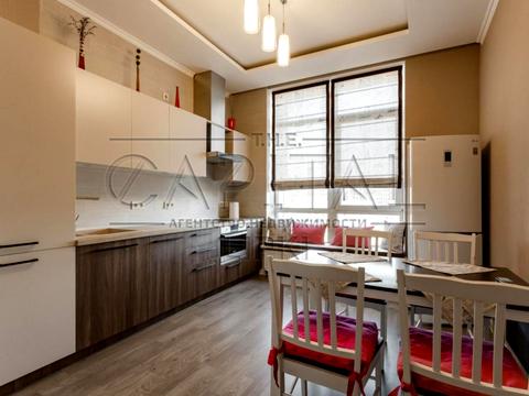 квартира по адресу Андрея Верхогляда ул. (Михайла Драгомирова), 3