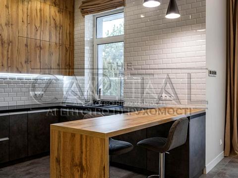 будинок за адресою с. Вишеньки, Єдності вул.