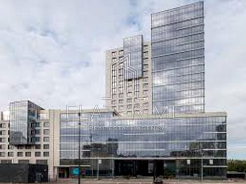 комерційна за адресою Короленківська вул., 4