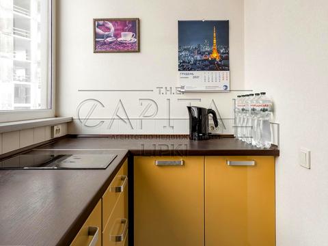 квартира за адресою Андрія Верхогляда вул. (Михайла Драгомирова), 20