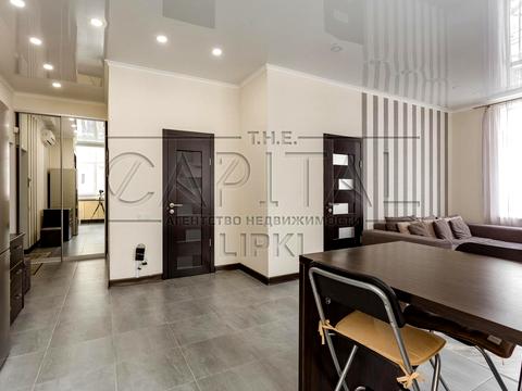 квартира за адресою Андрія Верхогляда вул. (Михайла Драгомирова), 20