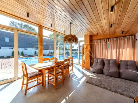 дом по адресу Осіння