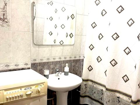 квартира за адресою Гната Юри вул., 8