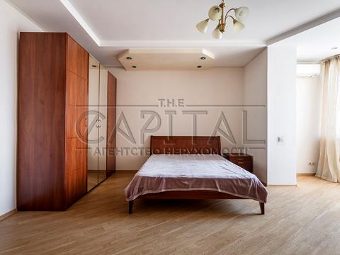 квартира за адресою Микільсько-Слобідська вул., 2-Б